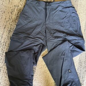 Medium REI zip off Hiking pants women’s